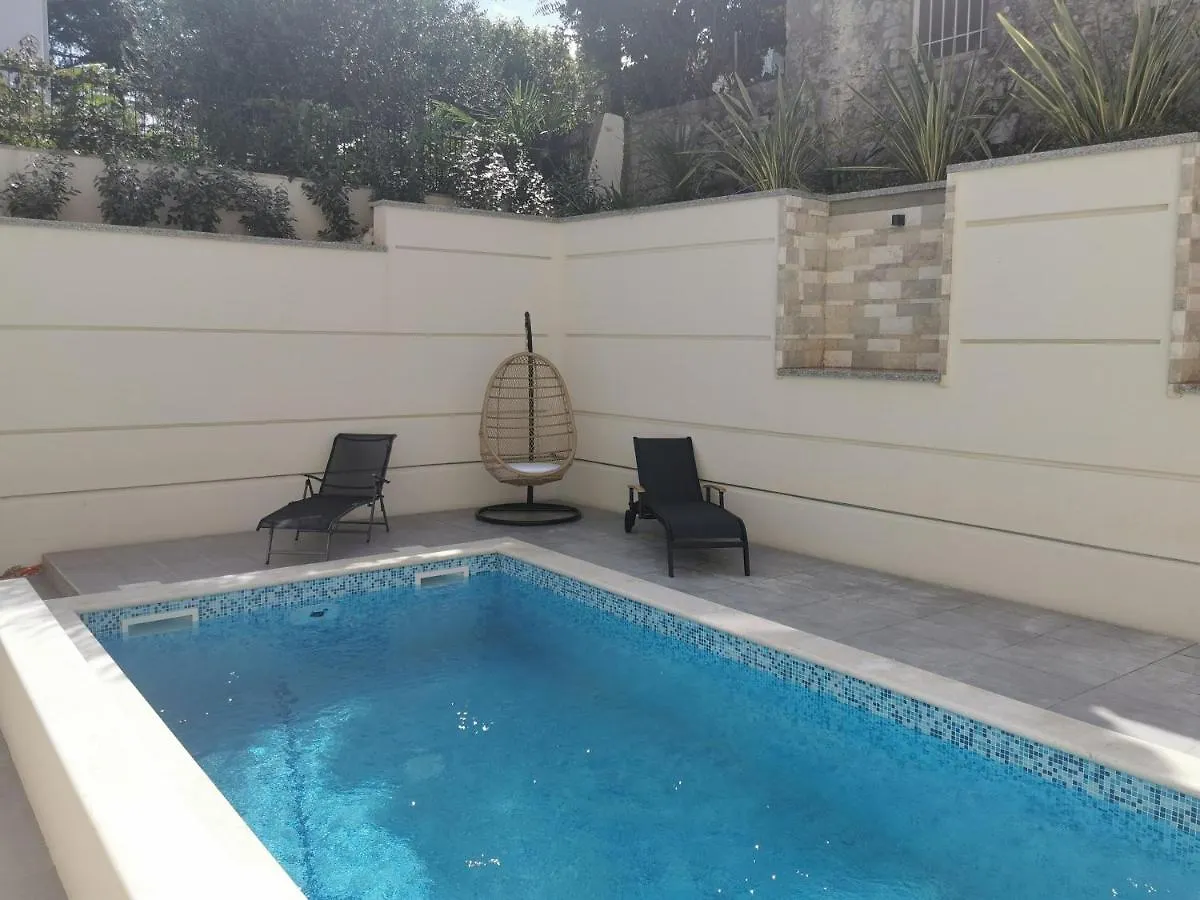 Villa Sunny Icici- Apartment Sky 0*,  Chorwacja